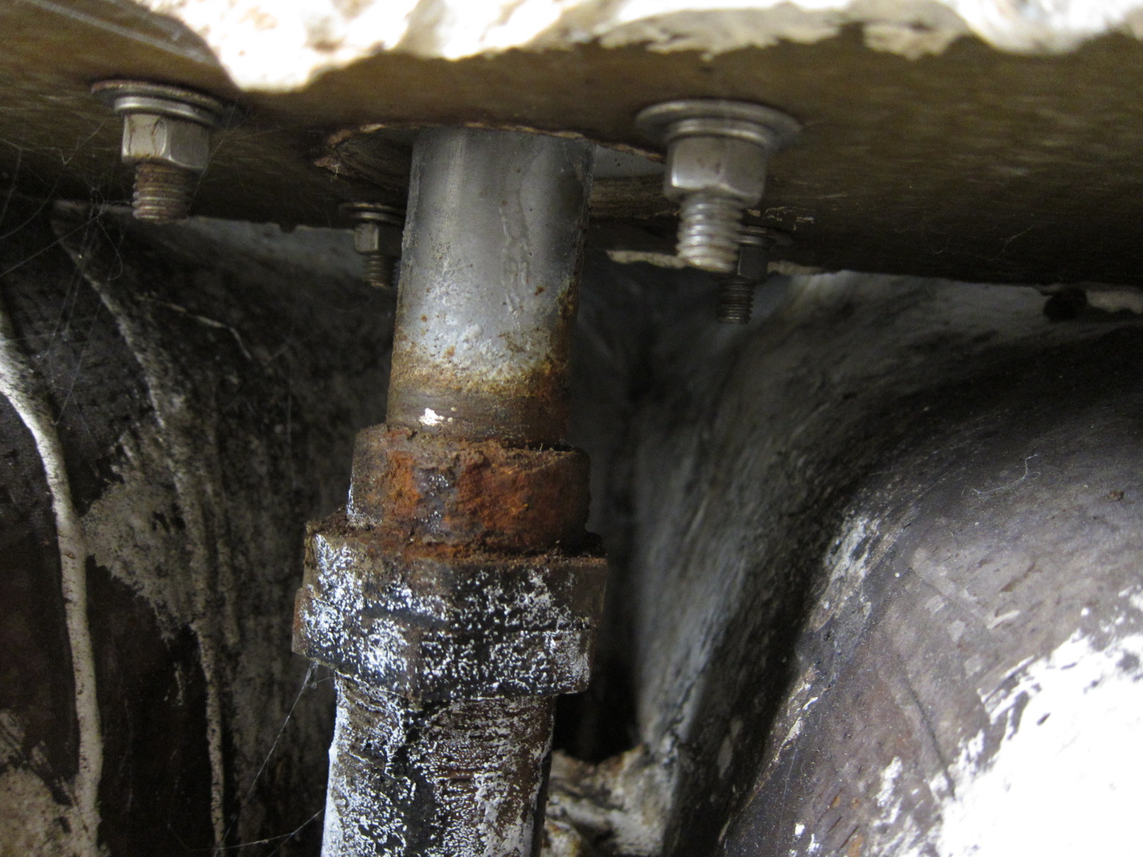 Corroded 304 stainless steel rudder packing nut.